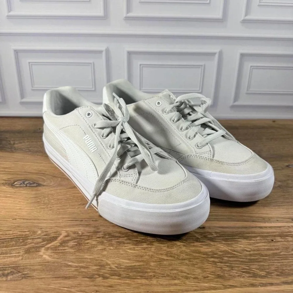 Puma men's 11.5 white suede trainers